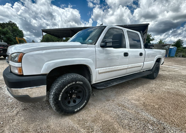 2005 CHEVROLET TRUCK Silverado 2500 HD Crew Cab LS 4WD