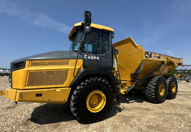 2021 John Deere 260E Articulated Dump Truck