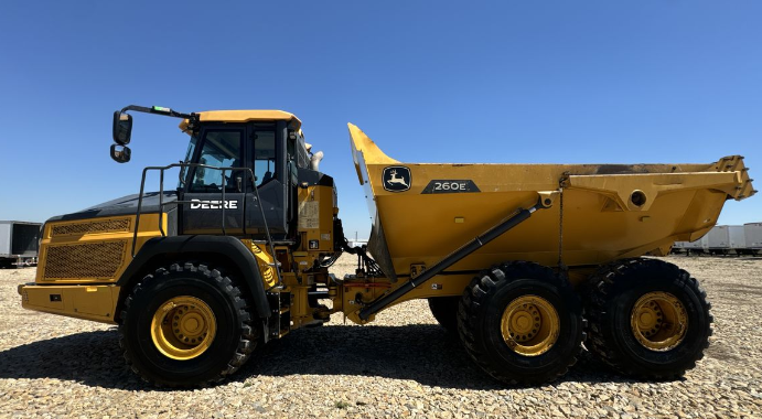 2021 John Deere 260E Articulated Dump Truck