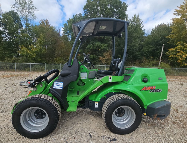 2020 Avant 755i Compact Wheel Loader