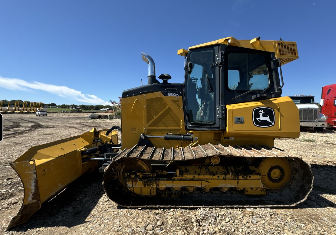 2022 John Deere 650K LGP Crawler Tractor